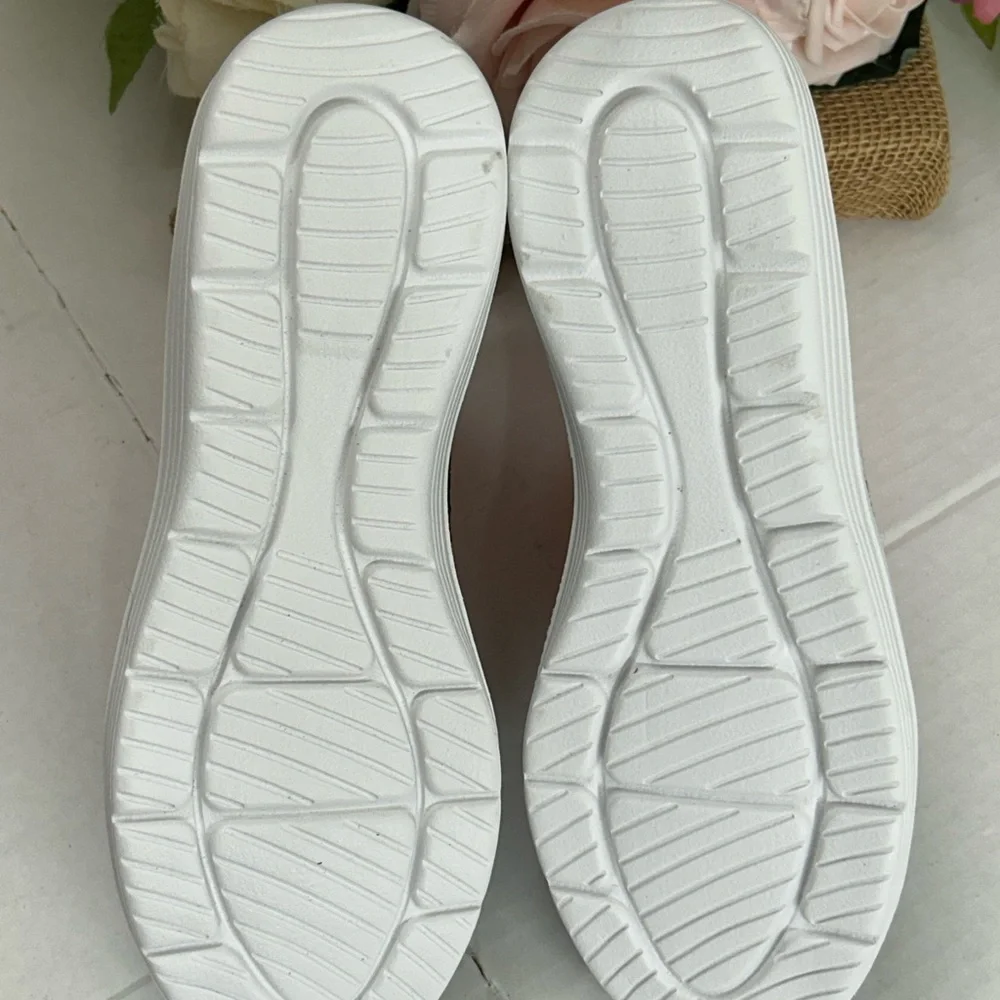 Black Women's Slip-On Shoes